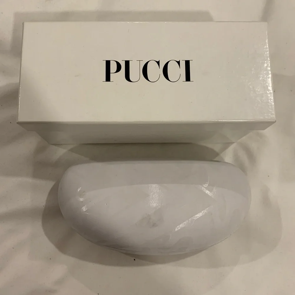 Pucci 🕶 - Picture 3 of 8